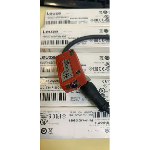 Leuze photoelectric switches