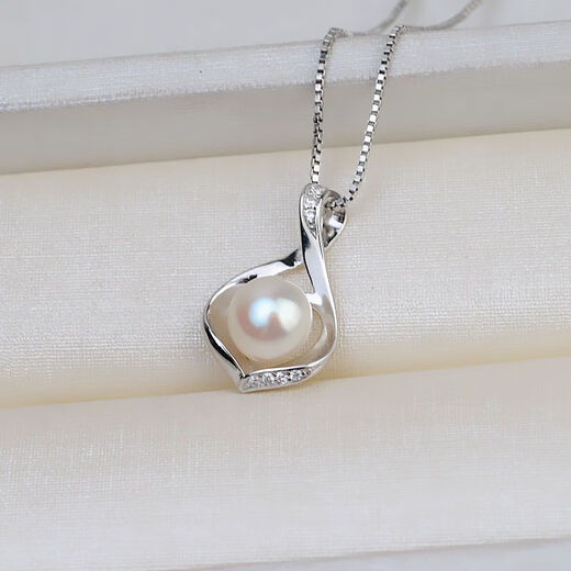 S925 sterling silver freshwater real pearl pendant, fashionable and versatile sterling silver clavicle necklace for women, elegant gift necklace, pendant does not include chain