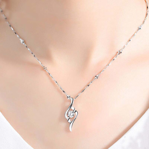 Laofengxiang PT950 platinum diamond necklace, water drop set with diamond pendant set chain, temperament clavicle chain, holiday gift, four-leaf clover pendant + (yuanbao chain) light luxury style + gift box