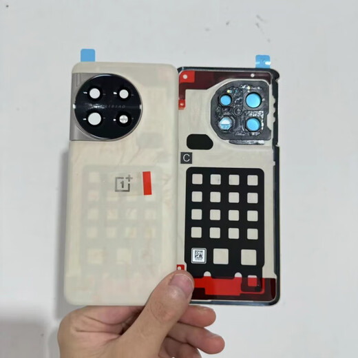 Suitable for OnePlus 11 original back cover glass 1+11 original brand new back shell battery cover shell original battery cover. Place an order to receive tools and tutorials. Contact customer service to receive it.