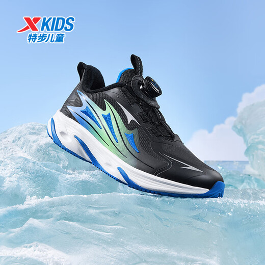 XTEP Children's Winter Low-top Knob Button Plus Velvet Warm Anti-Slip Cushioning Cotton Shoes for Boys, Middle and Large Children Sports and Leisure Black/Dark Cobalt Blue/Fluorescent Grass Green 33