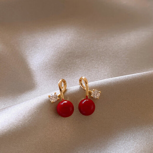 Small red bean acacia earrings for women, popular autumn and winter earrings, niche light luxury, high-end, temperament earrings, birthday gift, red round bead acacia earrings, one pair