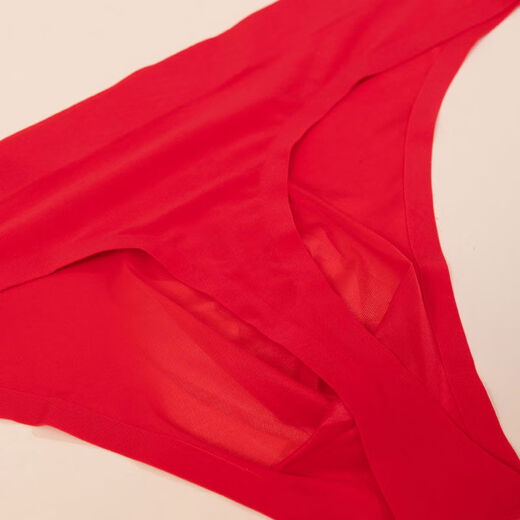 European and American one-piece sexy ice silk seamless men's thong men's transparent sports fitness underwear men's black + white + skin color M80-100Jin Jin equals 0.5 kg