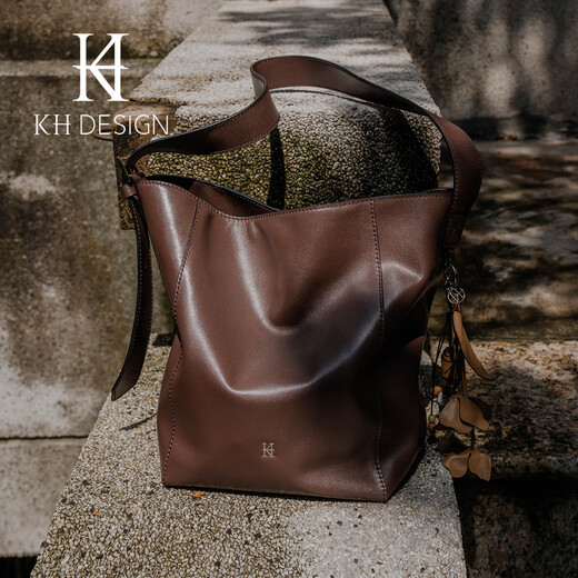 Meiji women's bag genuine leather temperament shoulder bucket bag large capacity crossbody bag tote bag 2025 new soft leather bag mocha brown