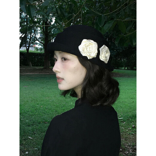 Guiqi Hepburn style top hat French retro camellia curled elegant gold style beret temperament fisherman hat basin hat black double rice flower