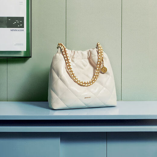 Waffle Wanderer Bag 2025 New Large Capacity Shoulder Tote Bag Crossbody Work Commuting Bucket Bag Versatile Black