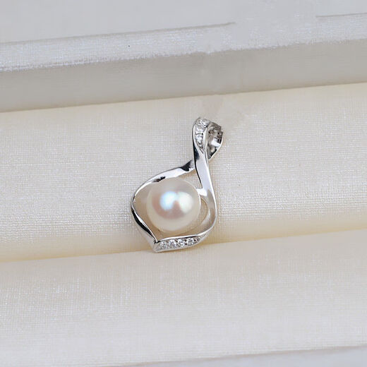 S925 sterling silver freshwater real pearl pendant, fashionable and versatile sterling silver clavicle necklace for women, elegant gift necklace, pendant does not include chain
