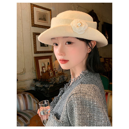 Guiqi Hepburn style top hat French elegant pearl white camellia curled edge gold style hat show face small beret off-white