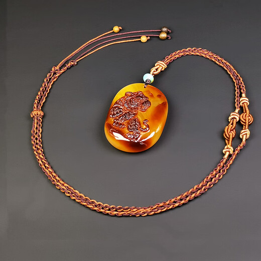 Amber School, one object, one picture, one certificate, beeswax pendant, horse carving, natural amber necklace, immediate success, no cracks, pendant 14.45g, 46*33*12mm