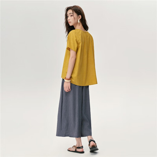 Giordano designer loose shirt women's summer pure cotton hollow beaded round neck short-sleeved shirt 18345817