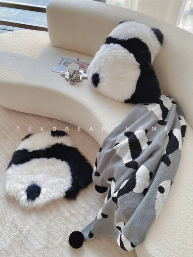 Yong Huan's latest attitude, real wool, cute orchids, the same panda pillow doll, cute cushions, sofa cushions, Panda Dudu 3-piece set, pillow + floor mat + blanket, red panda Dundun series