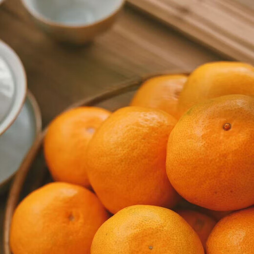 Interesante sabor de la fruta de mandarina Zhejiang Yongquan con un diámetro de 65-80 mm, un peso neto de 4,5 Jin Jin equivalente a 0,5 kg, directamente de la fuente.
