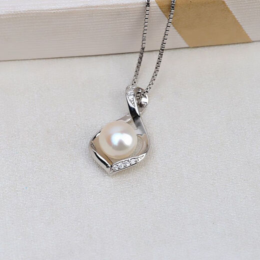 S925 sterling silver freshwater real pearl pendant, fashionable and versatile sterling silver clavicle necklace for women, elegant gift necklace, pendant does not include chain
