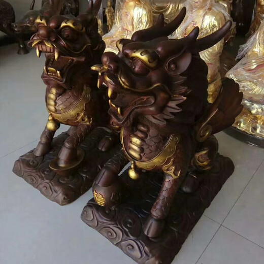 Cast copper and forged copper manufacturers produce animal sculptures, indoor and outdoor figures, anti-war relief walls, garden landscape sculptures, bronze horse sculptures