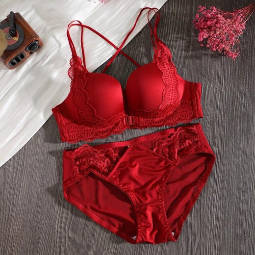 Triumph Zodiac Year Bra Set Women's Red Small Breast Push Up Thickened 2026 Beautiful Back Sexy Front Button Bra Set Retro Red Set 80A 36