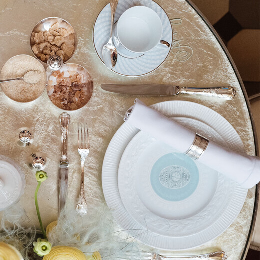 BERNARDAUD France imported Louvre series dinner plate European style pure white tableware flat plate soup plate housewarming couple gift volute corrugated flat plate 19cm