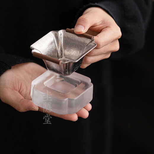 Yinrentang pure titanium tea filter crystal glass base integrated tea drain tea separator ultra-fine tea filter tea filter pure titanium tea drain crystal base set