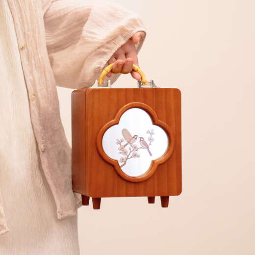 Yusen Yiguo jewelry storage box wedding gift birthday wedding gift high-end exquisite jewelry box happy eyebrow + jewelry box red gift box