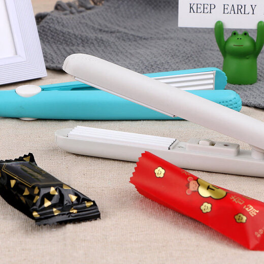 He Jiagong hand-pressed plastic sealing machine splint electric sealer small household nougat snowflake pastry packaging bag sealing purple_wave style