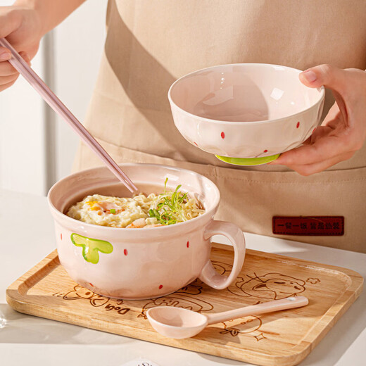 Tuojin instant noodle bowl ceramic high-quality bowl with lid for dormitory student bowl personal bowl and chopsticks set for one person Strawberry instant noodle bowl (with lid)