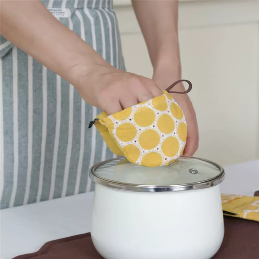 Yusenyi anti-scalding pot cap clip fabric thickened denim embroidery creative pot handle insulated microwave gloves dark blue denim embroidered pot clip (single piece