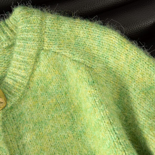 Cypress Sheep Wool Solid Color Knitted Sweater Women's 2025 Winter New Style Fashionable Lazy Style Single-Breasted Sweater