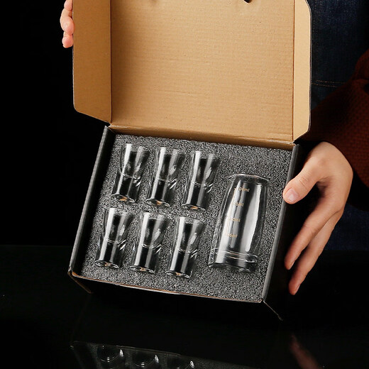 Tuojin German imported high-quality household liquor glass, one-cup wine divider, small spirit glass, wine set, gift box set, gold scale 100ml + Qinglian cup, gift box set 1+2