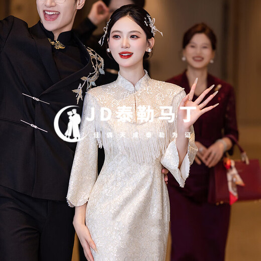 Taylor Martin champagne color new Chinese style engagement dress 2025 new bridal wedding dress main yarn high-end home toast dress Xiuhe suit HF059 autumn and winter L