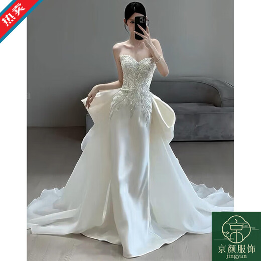 YWZR Xiaohongshu Satin Light Wedding Dress 2026 New Engagement Dress Mermaid Tube Top Door Veil Heavy Industry Dressing Dress Women's Fugitive Princess Bow Dress (Veil + Hand S