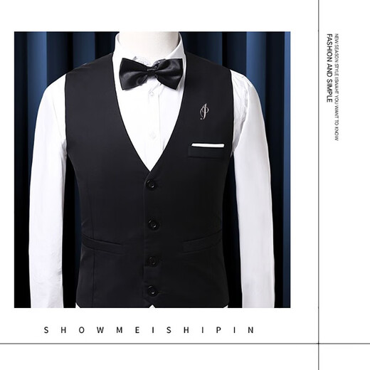 Octagonal rose English letter brooch, versatile corsage badge, suit jacket, unisex, fashionable large pin buckle, clothing accessories, one letter, please note which one you need to order.