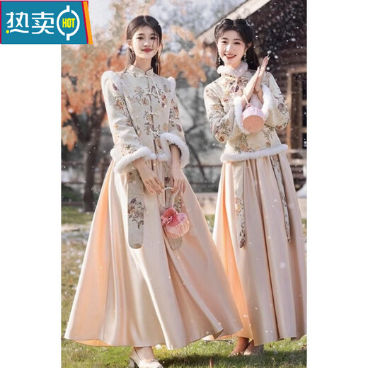 Xia Dian Suding Queen (SE.PSTP) bridesmaid dress new Chinese style 2026 new winter plus velvet national style sister group high-end cheongsam dress thickened long sleeves champagne color B style plus velvet L