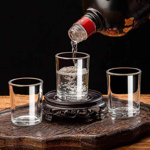 Fantasy high-end two-liang wine glass, household break-resistant tempered glass, hotel-specific liquor cup, bar ktv commercial, 6-piece 80ml tempered straight round cup (1.6 Liang)