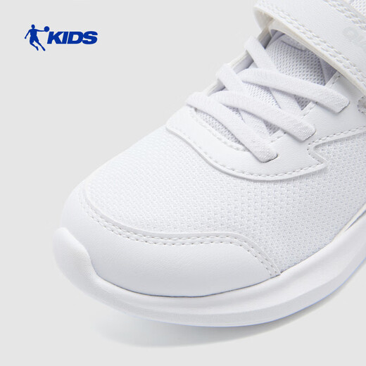 Jordan (QIAODAN) Chasing Pro | Children's Running Shoes for Boys 2026 Spring New Children's Shoes Outdoor Soft Sole Sports Shoes for Baby Pure White/Gray Silver 26