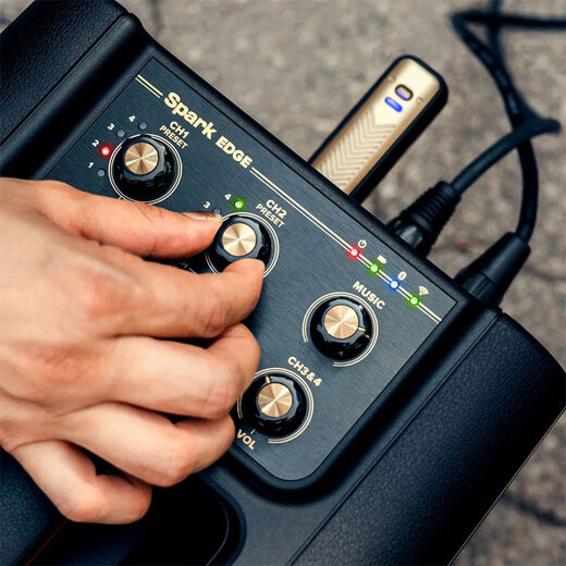 Positive Grid Spark Edge Guitar Singing Speaker Outdoor Performance Bluetooth Bass Charging Speaker Spark EDGE (including 1 battery) + transceiver