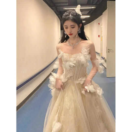 Feihao dress, high-end light luxury, niche evening dress, niche style, celebrity, one shoulder, champagne color XS