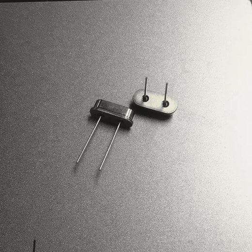 Direct plug passive crystal oscillator HC-49S4M6M8M10M12M16M20M24M25M27M 24MHZ
