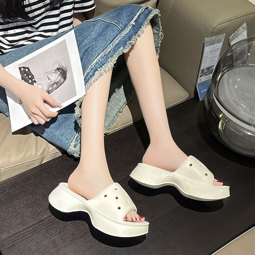 Trendy brand slippers for women summer outer wear 2023 internet celebrity niche style one-word thick-soled sandals white 35/36