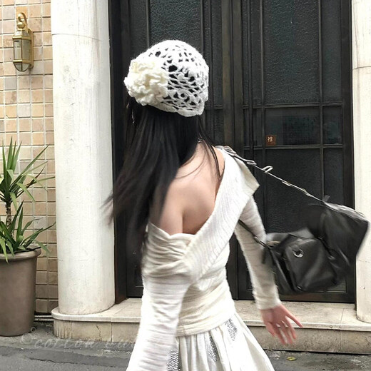 Huaxuan retro hollow flower baotou hat for women, Korean ins face-showing small pullover hat, large head circumference, versatile handmade knitted hat, white flower knitted hat