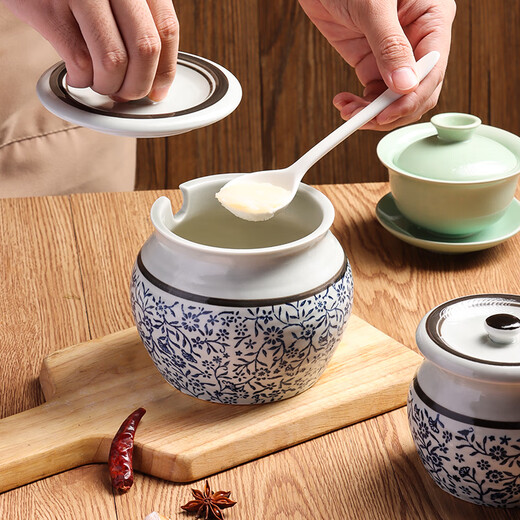 Baijie lard jar ceramic large capacity high temperature resistant seasoning jar lard jar chili jar Chinese lard cup + spoon 700ml