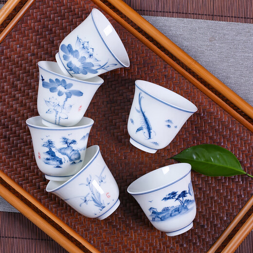 MULTIPOTENT Kung Fu Tea Cup Hand-painted Ceramic Blue and White Landscape Thin Body Porcelain Master Cup 6 Cups with Different Patterns Gift Box