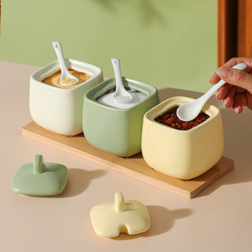 SUMEIJI salt shaker kitchen seasoning jar salt shaker ceramic Japanese seasoning jar combination household seasoning bottle small jar light luxury seasoning box three-color 3-pack seasoning jar tray with spoon
