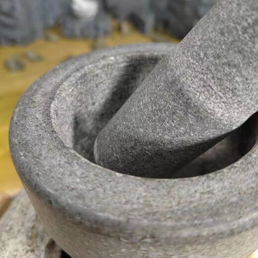 Shantou Lincun bluestone garlic mortar garlic masher stone mortar household manual old-fashioned stone nest natural stone garlic mash artifact mash pot medium black bluestone with greater hardness suitable for 2 to 4