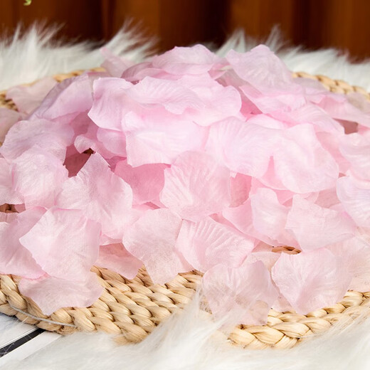 Antarctic Story Simulation Wedding Rose Petals Wedding Birthday Hand Spreading Flowers Confession Proposal Romantic Wedding Room Decoration Supplies Valentine's Day Milky White (3 Packs of 300 Pieces)