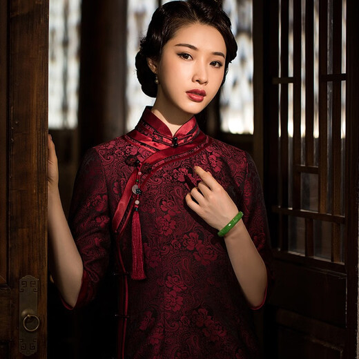 Xiyue 2025 Autumn New Heavy Silk Jacquard Satin Long Three Quarter Sleeve Mother's Cheongsam Dress New Year 130cm 3XL (Weight 135~145)