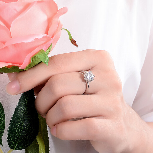 Star white 18k gold moissanite diamond six-claw snowflake twist arm diamond ring for women 1 carat wedding gift Chinese Valentine's Day platinum D color moissanite 1 carat - S925 9-20 circle can be noted