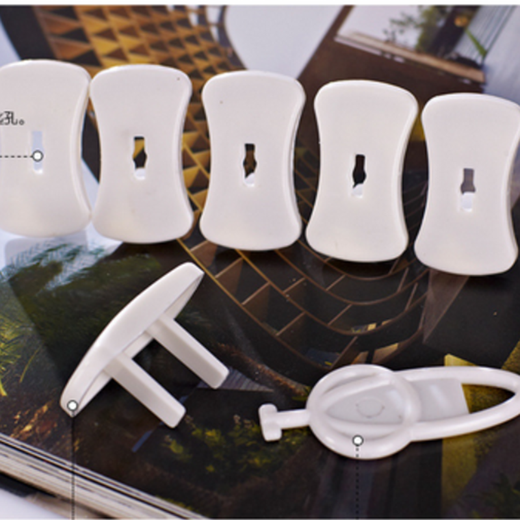 Power switch socket protective cover, child anti-electric shock protector, baby safety plug, baby socket anti-electric plug, row plug, hole plug, jack protective cover to prevent children from touching the wiring board, 6-key version
