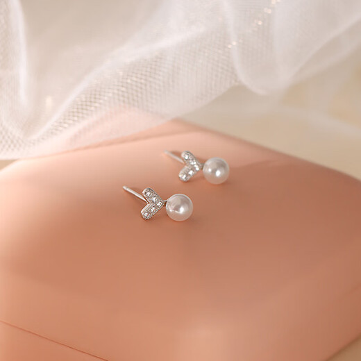 Miman (MIMORE) S925 silver imitation pearl earrings for women, fashionable, high-end, temperamental earrings for pierced ears, no need to remove them when sleeping, and prevent clogging
