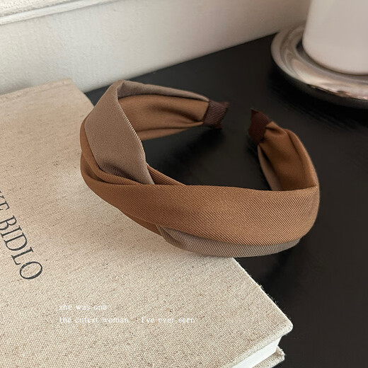 Morning Star Retro Coffee Color Twist Headband 2025 New Hair Cave Headband Hairpin Girls High-end Western Style Fashionable Hairband White Brown Spliced Hairband