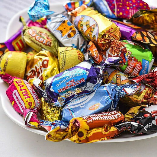 Other Russian mixed candies, Russian-style chocolate, mixed candies, New Year goods, shipped from the port, mixed candies 1000g, two packs
