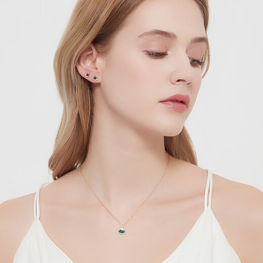 Small forest green earrings for women 10K gold earrings Austrian crystal rhombus retro earrings 20107010013